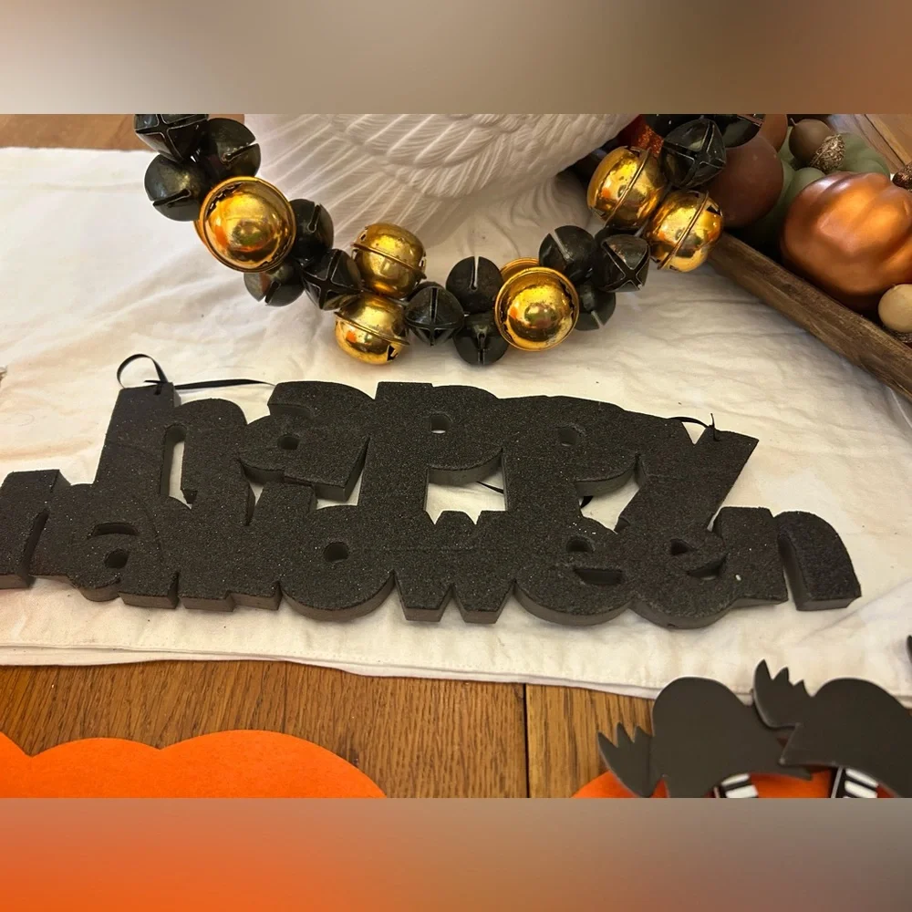 HALLOWEEN Decorations - 20 Pieces!